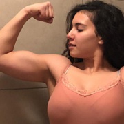 Teen muscle girl Fitness girl Intissar